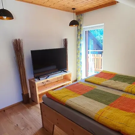 Brader * Χάλστατ